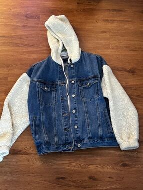 Forever 21 Blue Denim Jacket with Cream Sherpa Hood & Sleeves